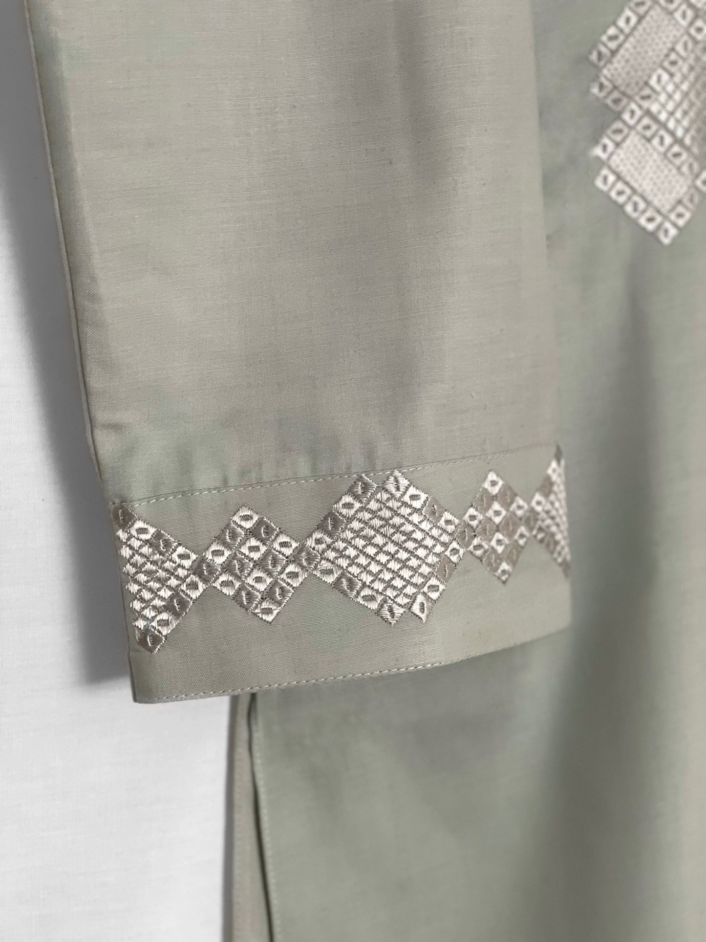 Pista Dozi Suit | Afghan Peran Tumban